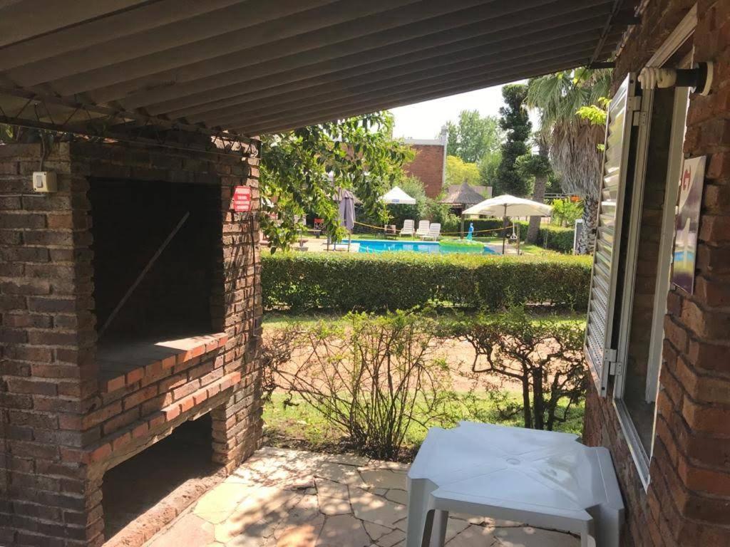 Brisas Del Rio Apart Hotel Termas del Daymán Esterno foto